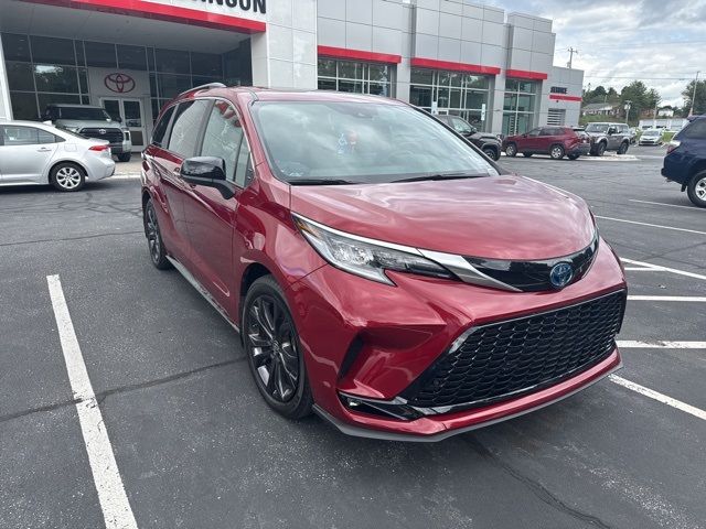 2024 Toyota Sienna XSE