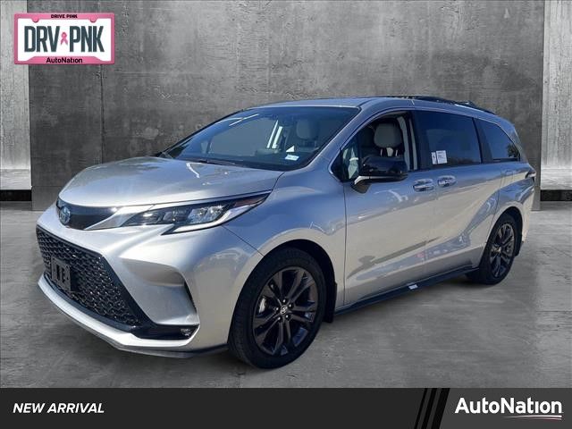 2024 Toyota Sienna XSE