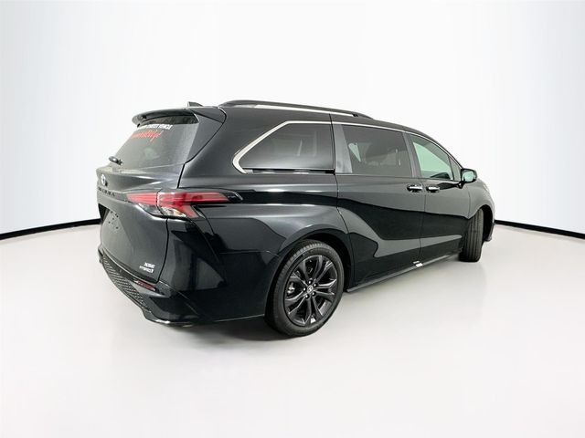 2024 Toyota Sienna XSE