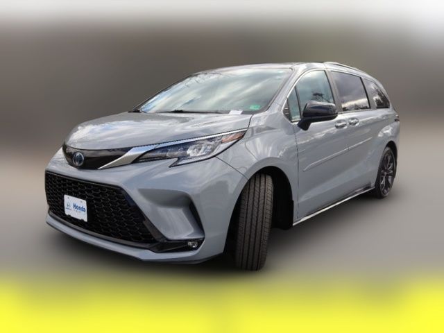 2024 Toyota Sienna XSE