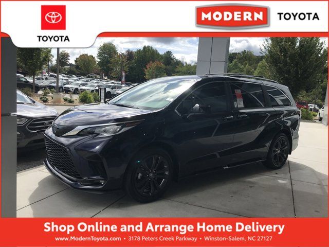 2024 Toyota Sienna XSE