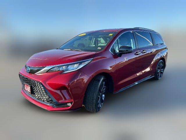 2024 Toyota Sienna XSE