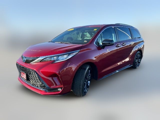 2024 Toyota Sienna XSE