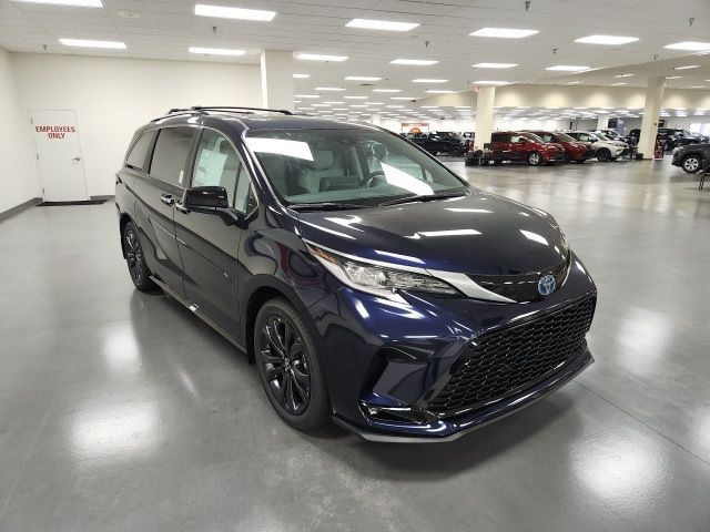 2024 Toyota Sienna XSE