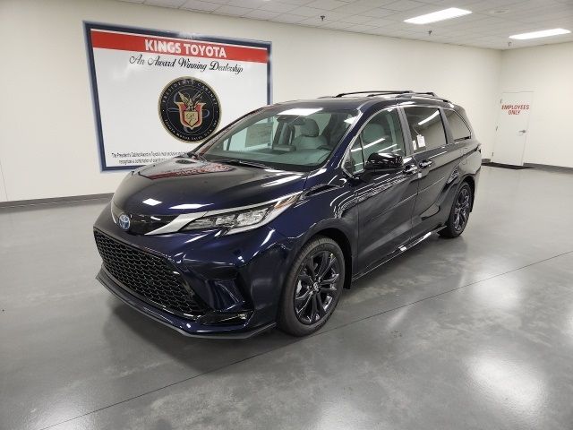 2024 Toyota Sienna XSE