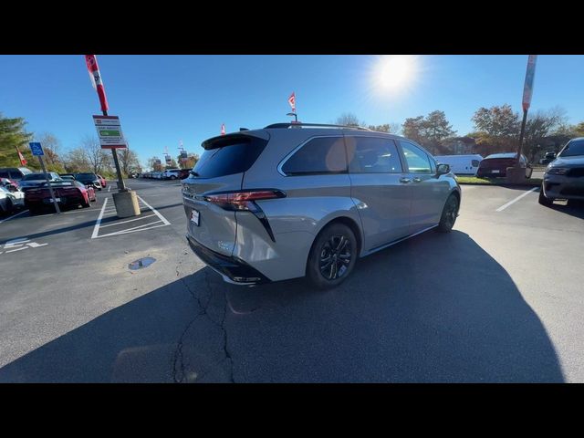 2024 Toyota Sienna XSE