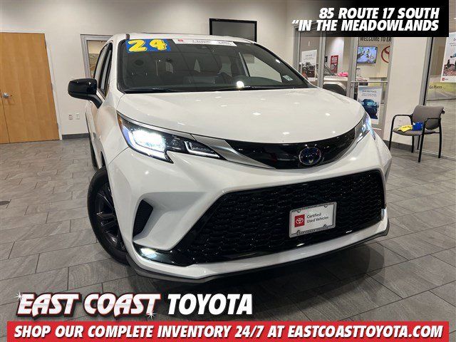 2024 Toyota Sienna XSE