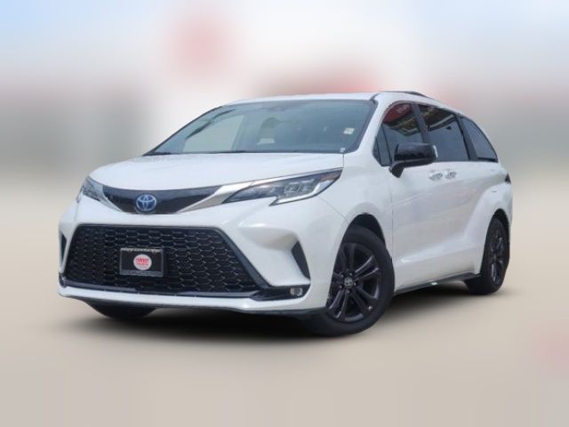 2024 Toyota Sienna XSE