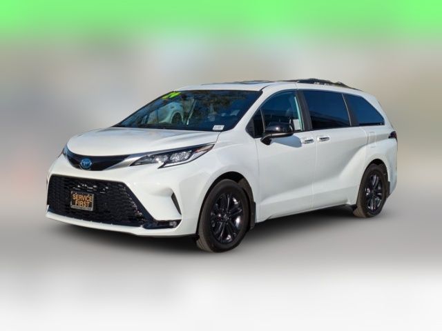 2024 Toyota Sienna XSE