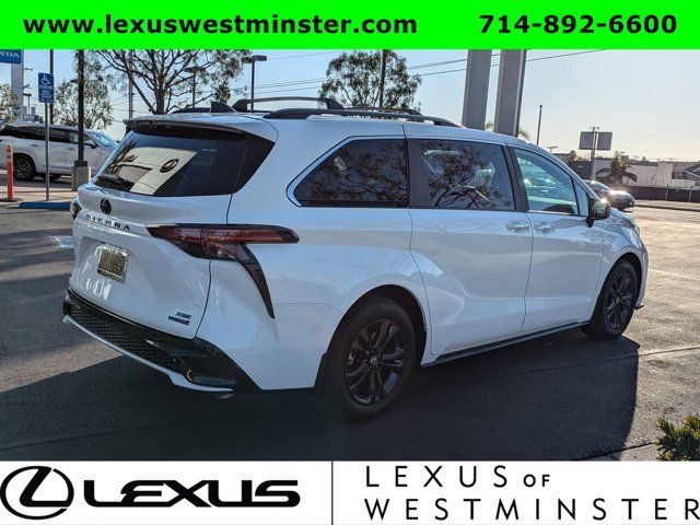 2024 Toyota Sienna XSE