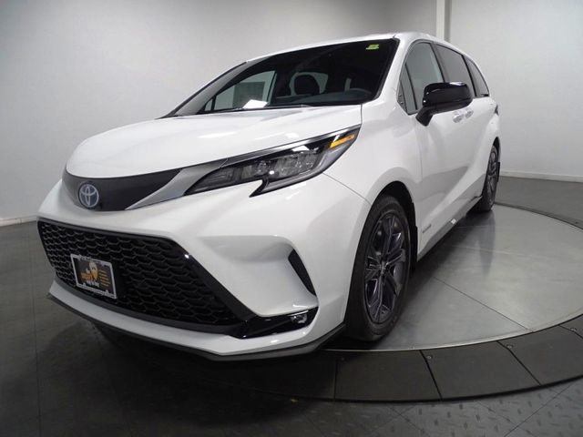 2024 Toyota Sienna XSE