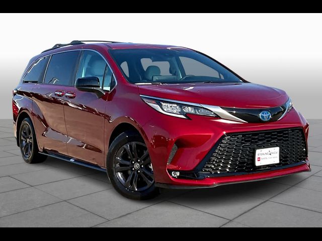 2024 Toyota Sienna XSE