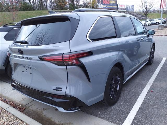 2024 Toyota Sienna XSE