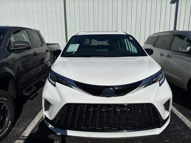 2024 Toyota Sienna XSE