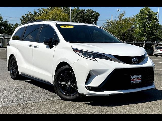 2024 Toyota Sienna XSE