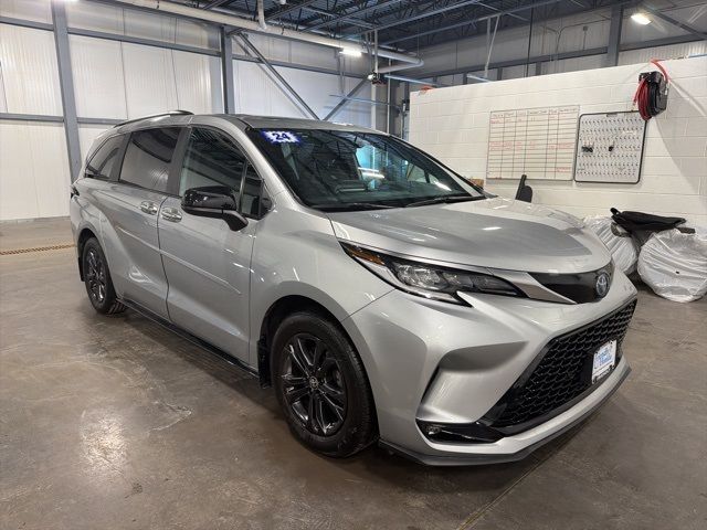 2024 Toyota Sienna XSE