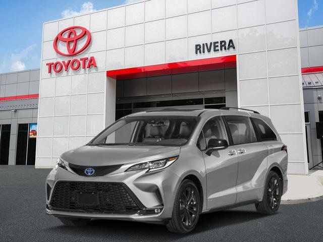 2024 Toyota Sienna XSE