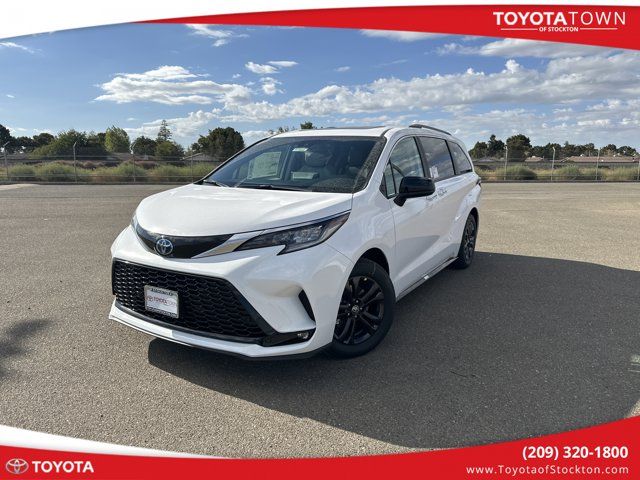 2024 Toyota Sienna XSE