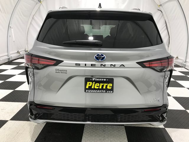 2024 Toyota Sienna XSE