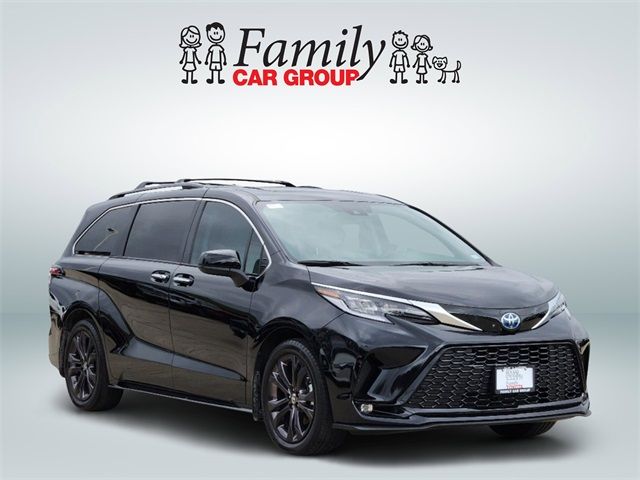 2024 Toyota Sienna XSE