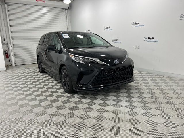 2024 Toyota Sienna XSE