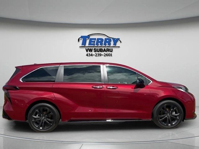 2024 Toyota Sienna XSE