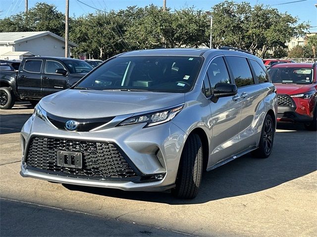 2024 Toyota Sienna XSE