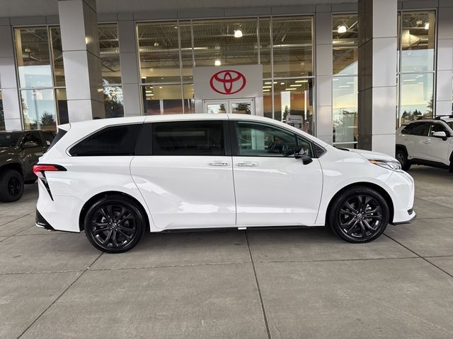 2024 Toyota Sienna XSE