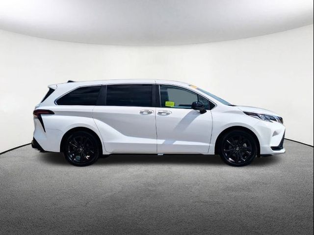 2024 Toyota Sienna XSE