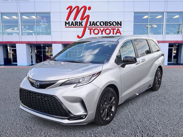 2024 Toyota Sienna XSE