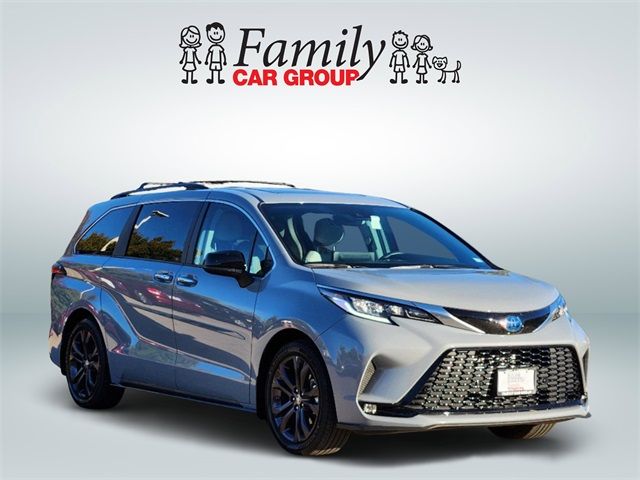 2024 Toyota Sienna XSE