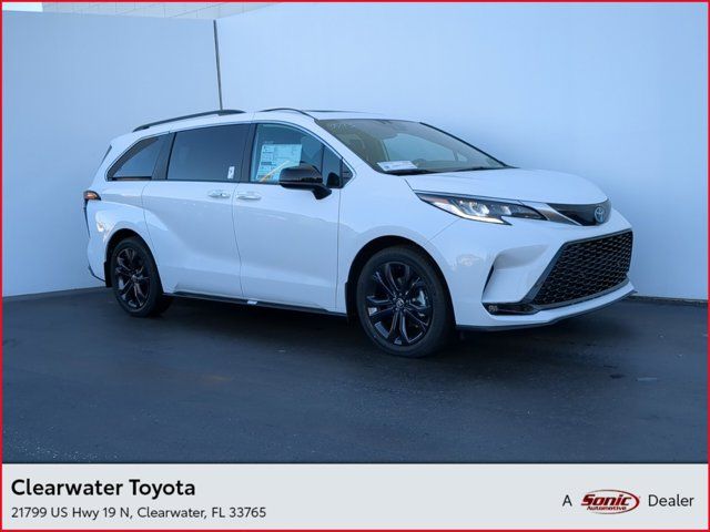 2024 Toyota Sienna XSE