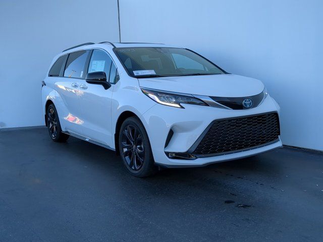 2024 Toyota Sienna XSE