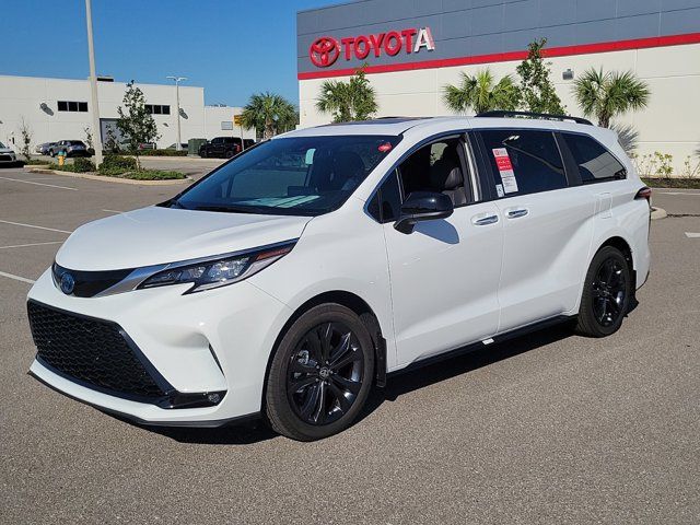 2024 Toyota Sienna XSE