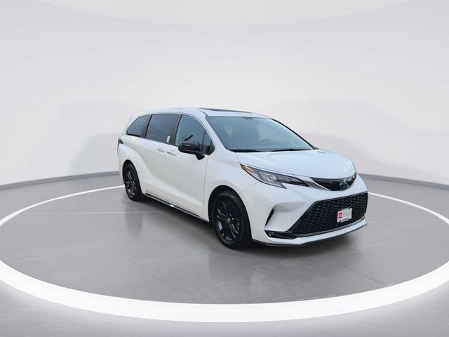 2024 Toyota Sienna XSE