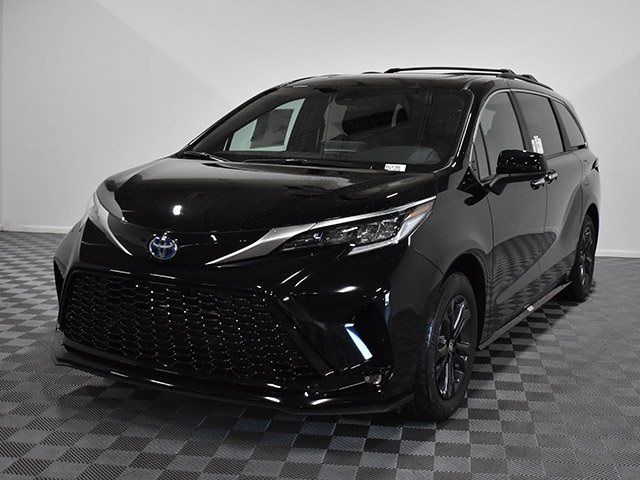 2024 Toyota Sienna XSE