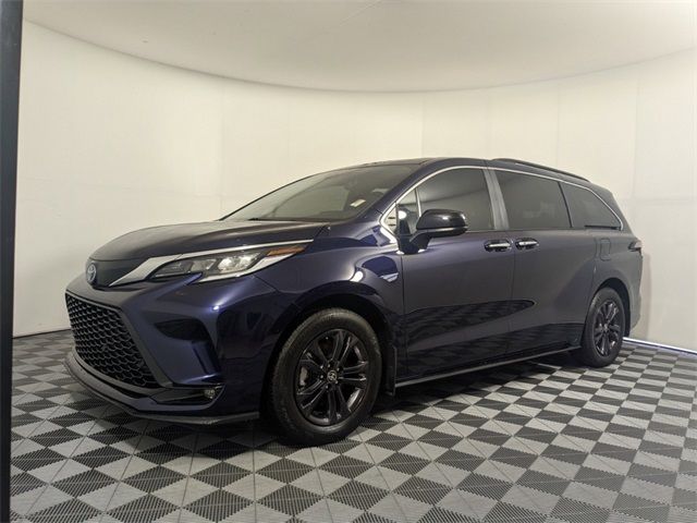 2024 Toyota Sienna XSE