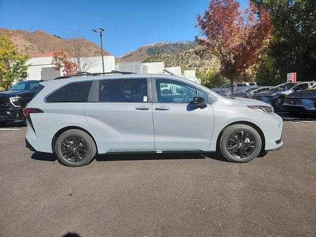 2024 Toyota Sienna XSE