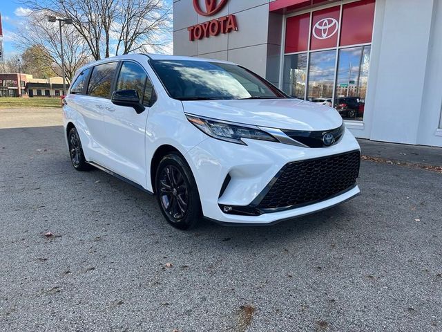 2024 Toyota Sienna XSE