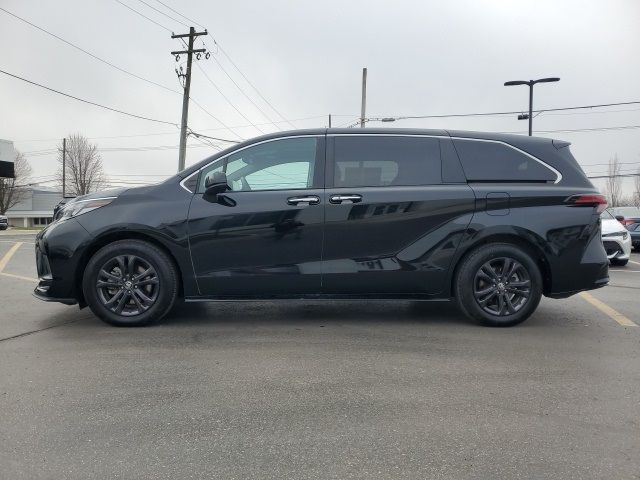 2024 Toyota Sienna XSE
