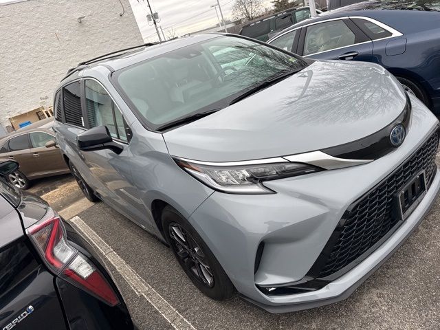 2024 Toyota Sienna XSE