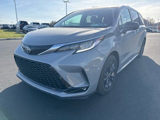 2024 Toyota Sienna XSE