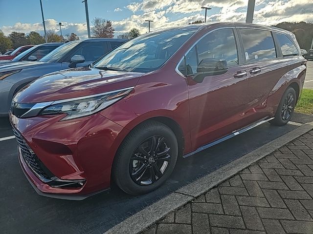 2024 Toyota Sienna XSE