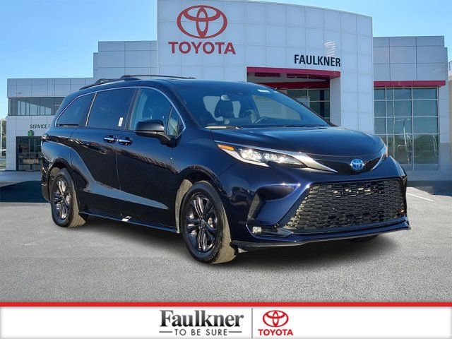 2024 Toyota Sienna XSE