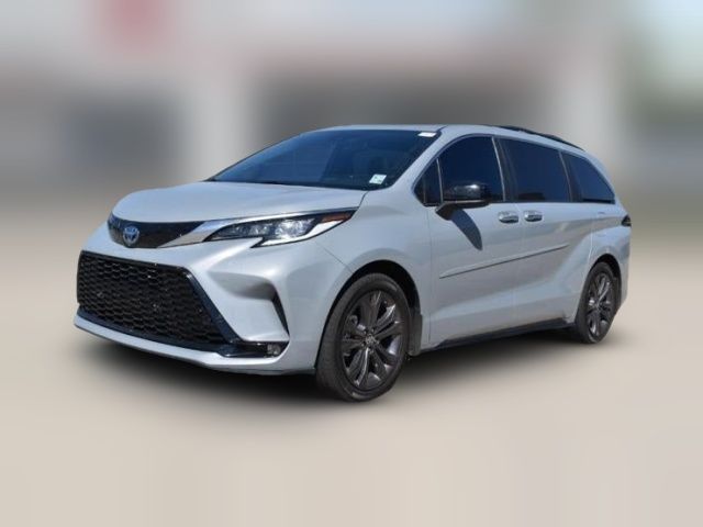 2024 Toyota Sienna XSE