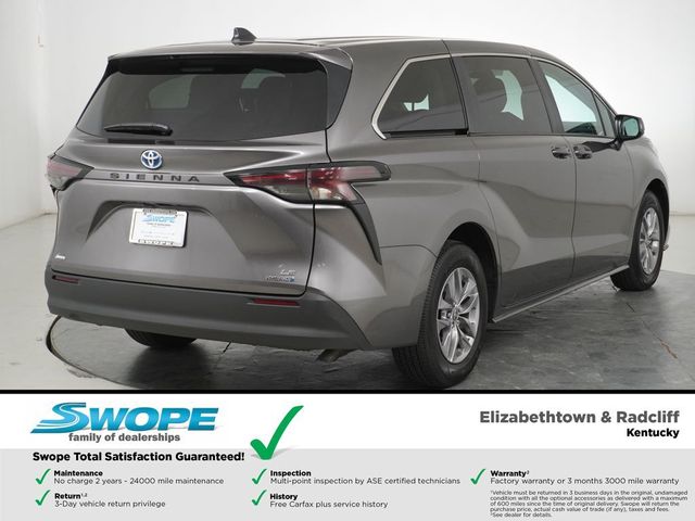 2024 Toyota Sienna LE