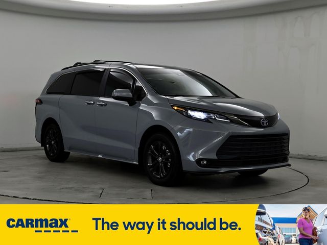 2024 Toyota Sienna Woodland Edition