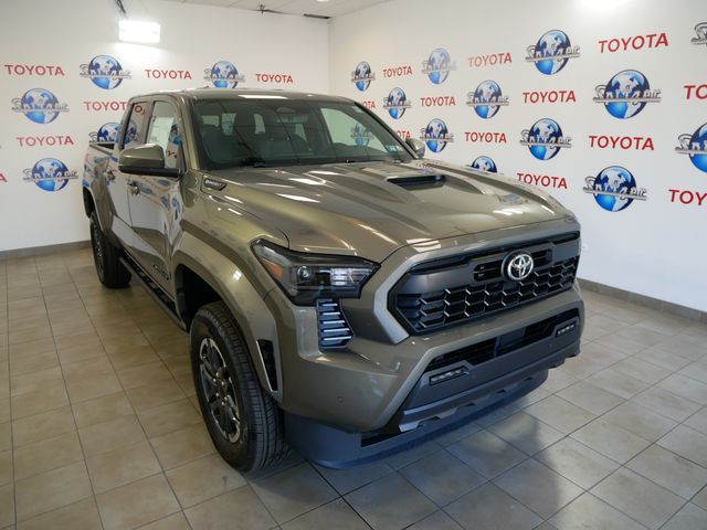 2024 Toyota Tacoma 4WD TRD Sport Hybrid