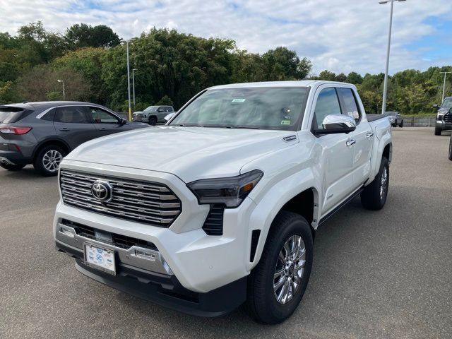 2024 Toyota Tacoma 4WD Limited Hybrid