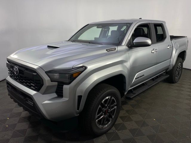 2024 Toyota Tacoma 4WD TRD Sport Hybrid